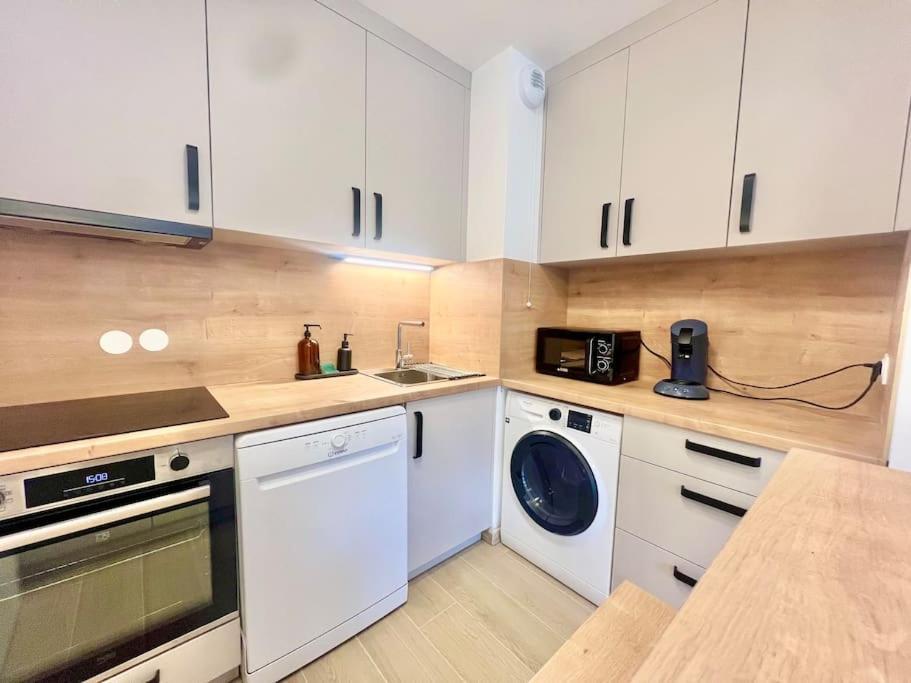 Ferienwohnung T3 Carducci Terrasse Bonneville Exterior foto